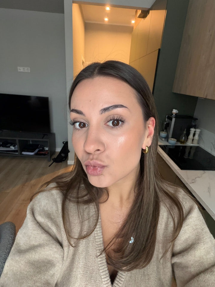 Review by Annija